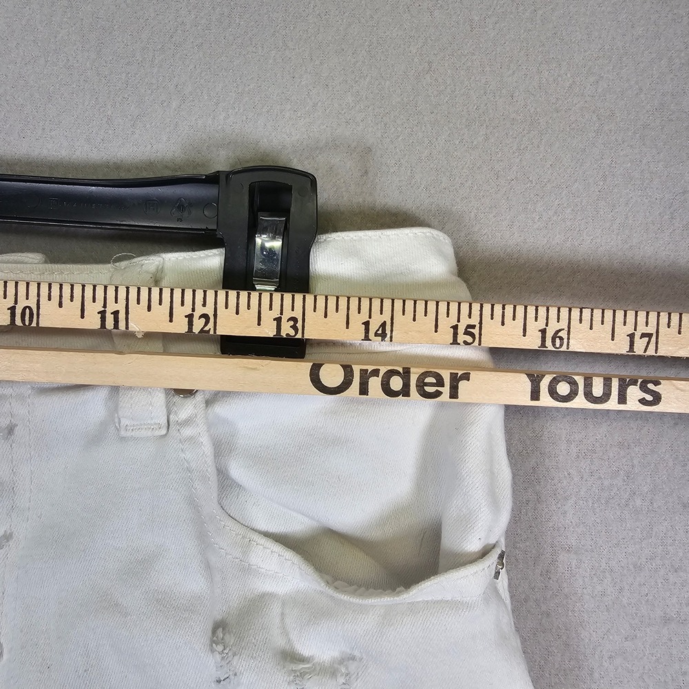 Indigo Rein Womens White Distressed Denim Shorts Button Fly Size 13/30 High Rise - Picture 3 of 7